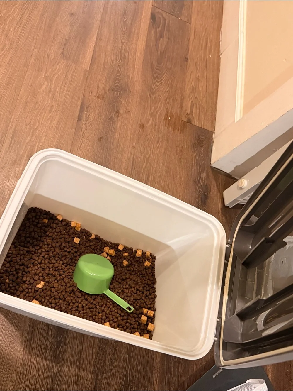 Gray Plastic Pet Food Storage Container with Lid